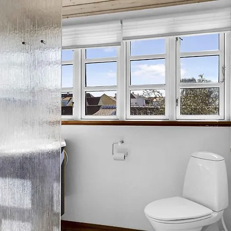 Sankt Laurentii Vej 81a, 9990 *